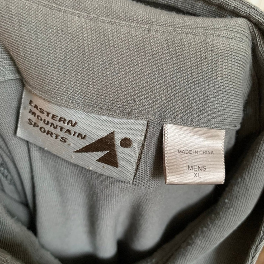 Eastern Mountain Sports Men’s XL Button Down Long Sleeve Work Chore Shirt EUC - Picture 6 of 6